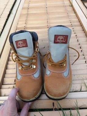 Timberland Tan and Light Gray Lace-Up Hiking Boots - flaw shown
